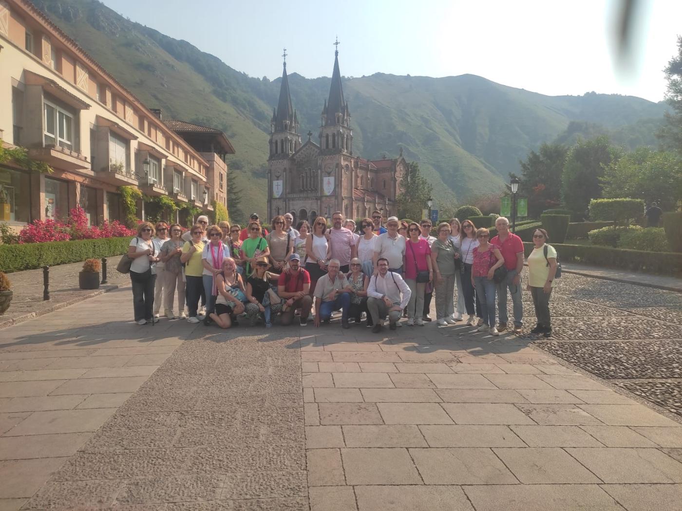 La parroquia de Almogía peregrina a Covadonga en el Año Santo Jubilar