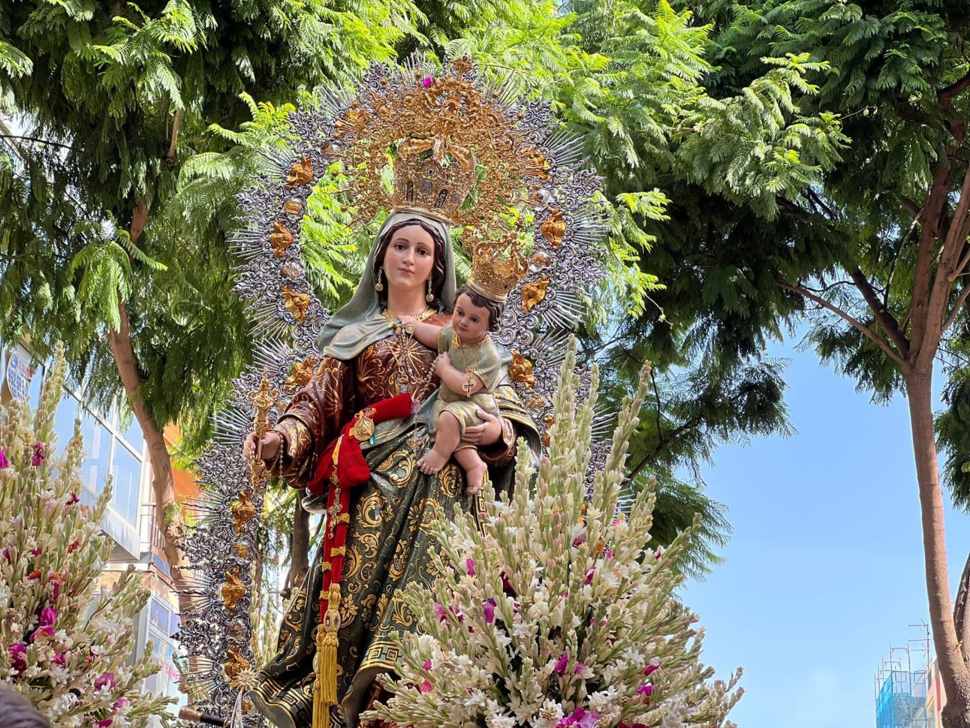 Nuestra Señora del Rosario, reina de la paz