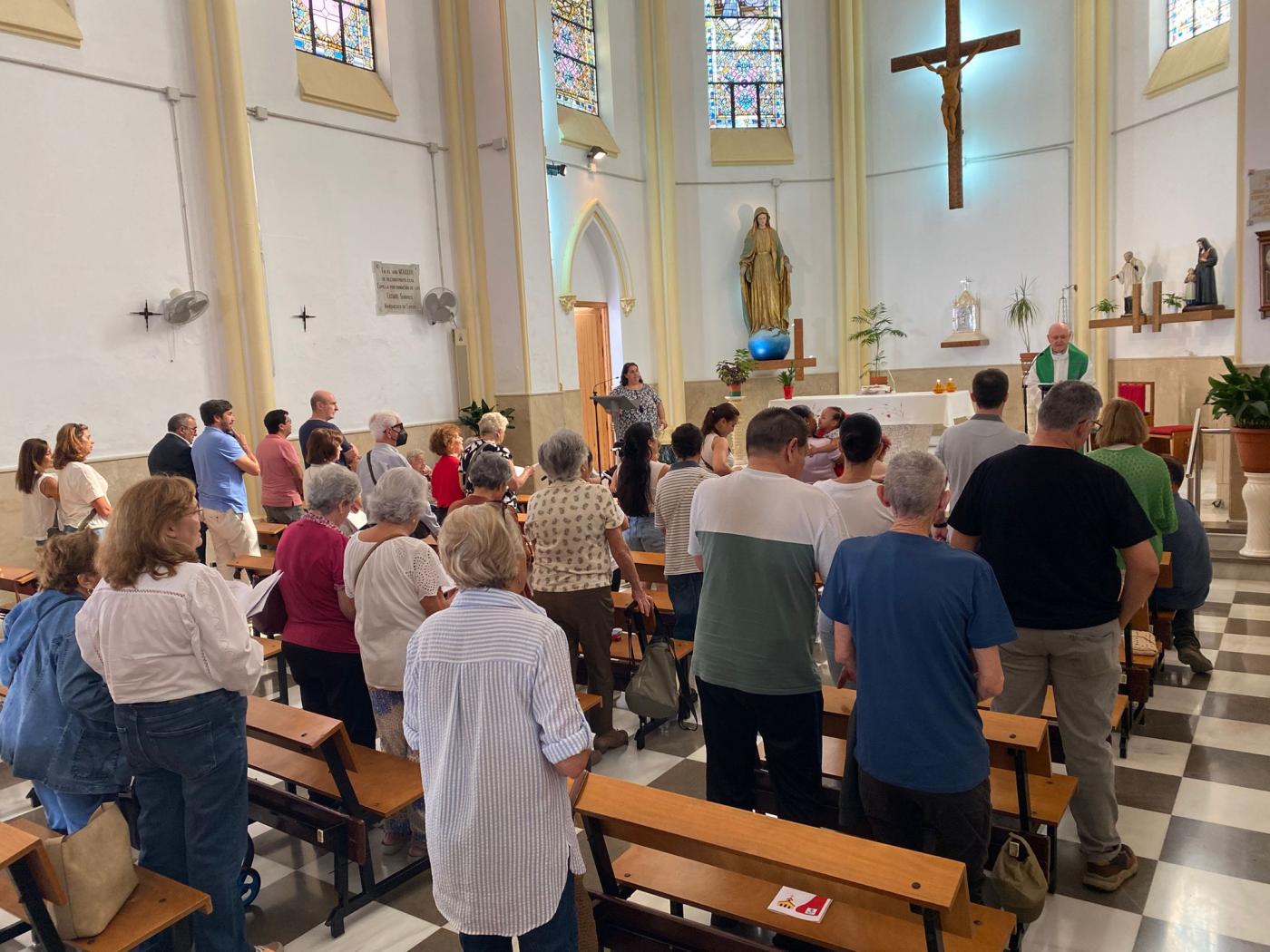 Los centros de Cáritas peregrinan unidos por la esperanza