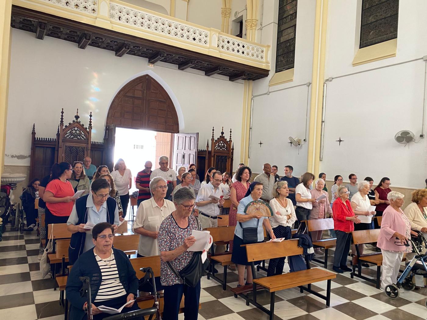 Los centros de Cáritas peregrinan unidos por la esperanza