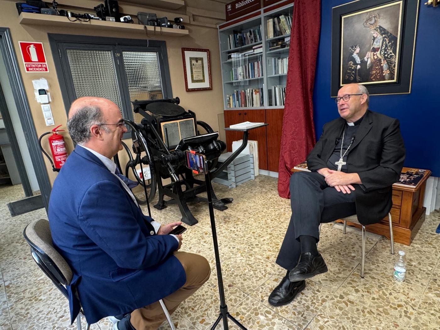 Entrevista a Mons. Satué en El Sol de Antequera