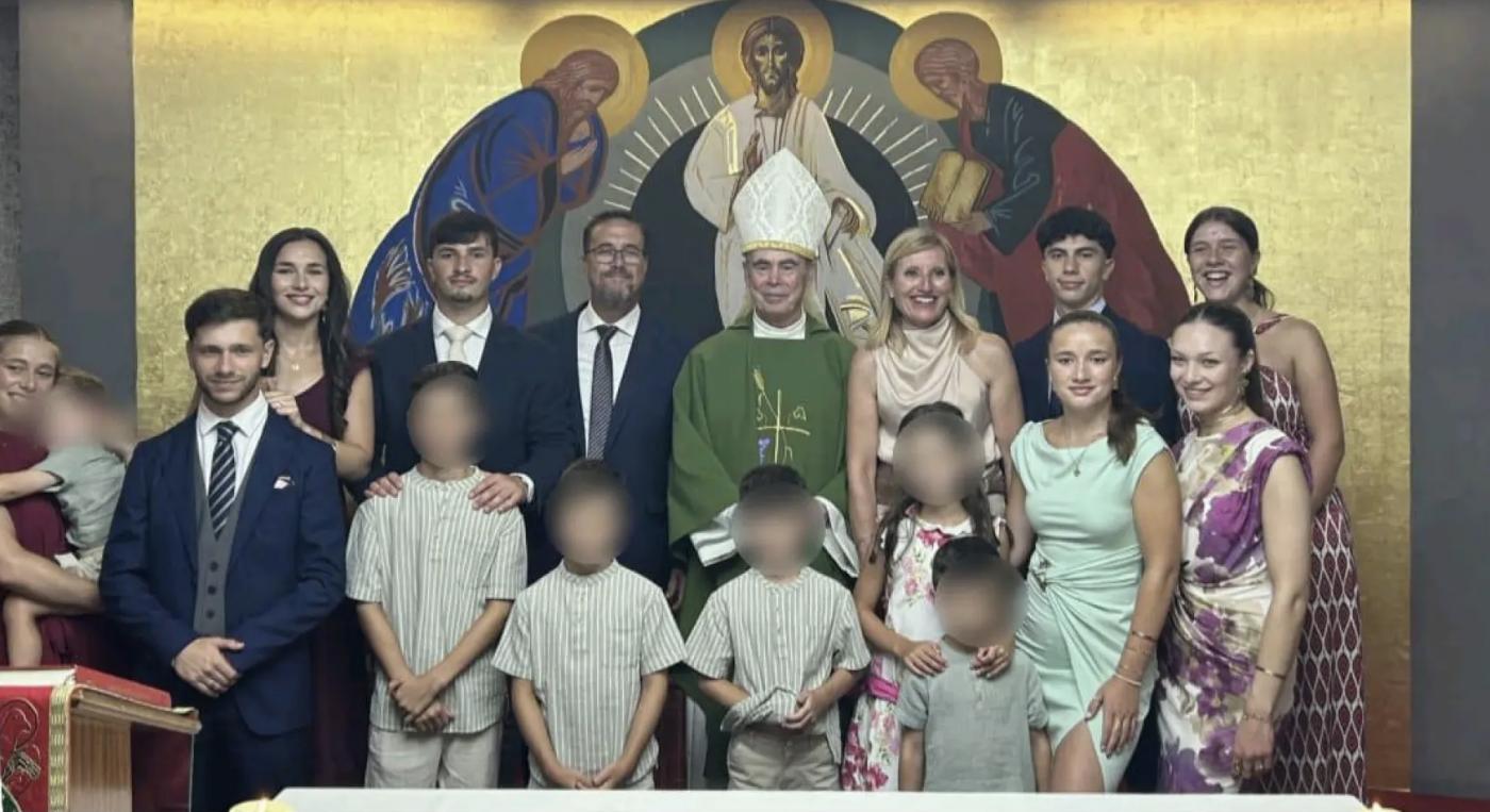 25 aniversario de matrimonio de Daniel y Gema, familia neocatecumenal en misión en Dinamarca (Parroquia San Patricio-Málaga)