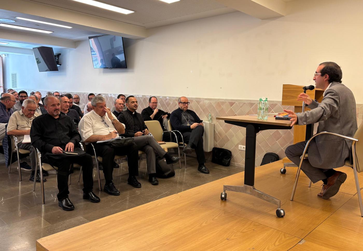 Luis Santamaría: «Mons. Buxarrais fue el primer obispo de España que escribió una carta pastoral sobre las sectas»