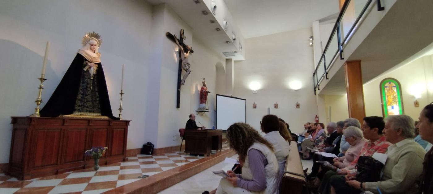 Los ministros extraordinarios de la comunión concluyen su formación