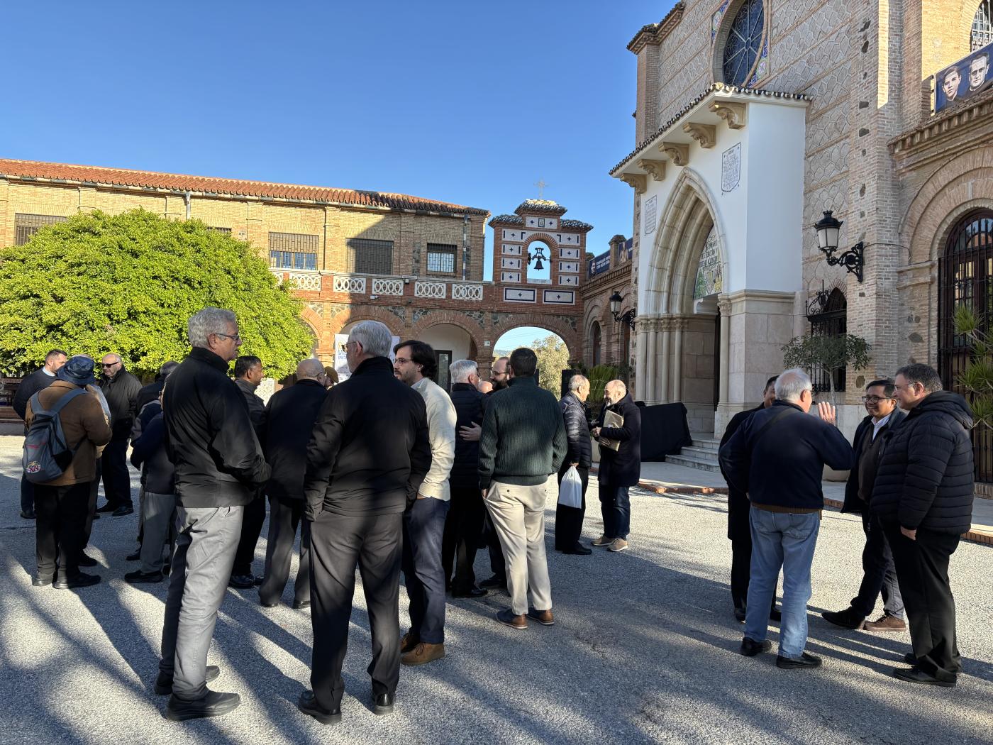 El clero celebra su retiro de Adviento y se felicita la Navidad