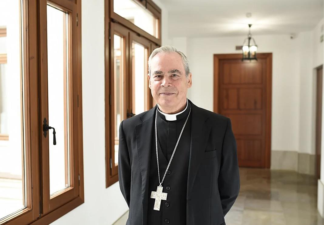 Entrevista a Mons. Catalá en TRECE