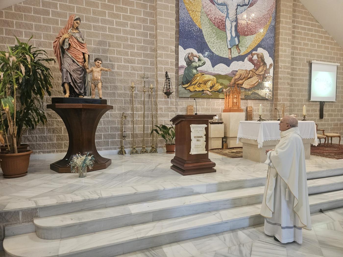 Dulce Nombre de María celebra bodas de plata